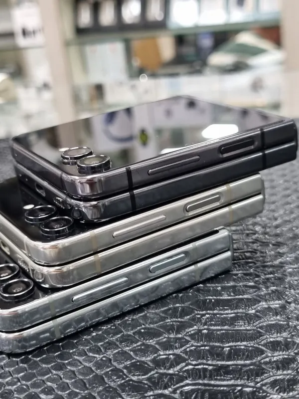 Samsung zflip 5 7