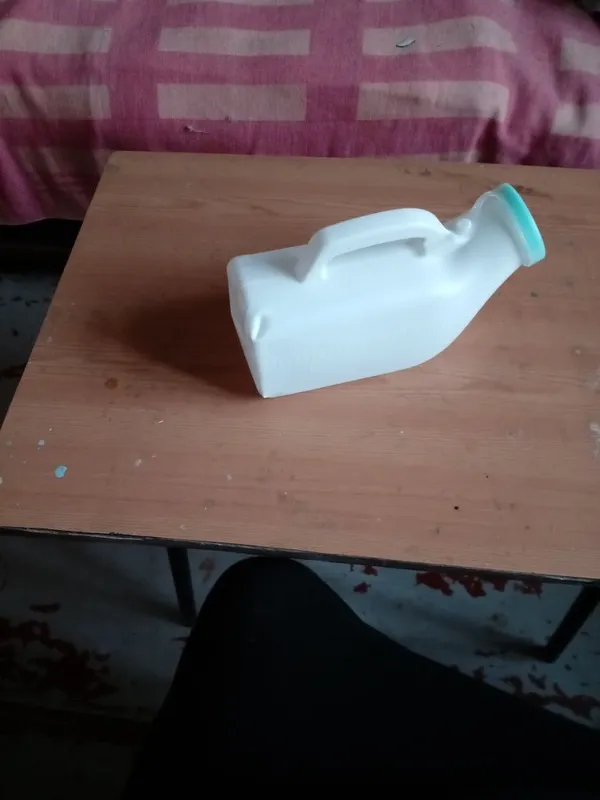 Мужской писсуар новый. Мужской писсуар новый.