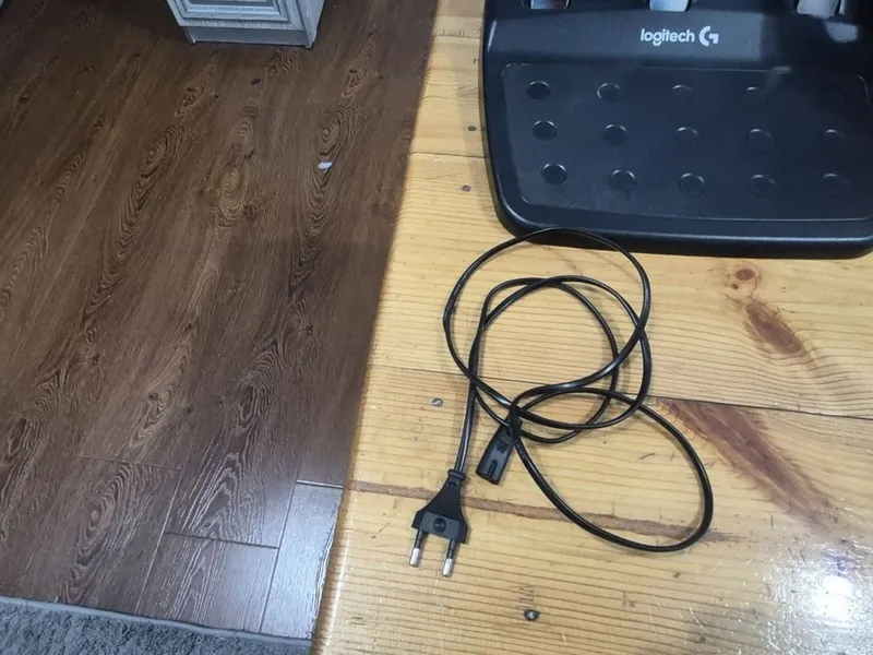 Logitech G29 Driving Force — фото 2
