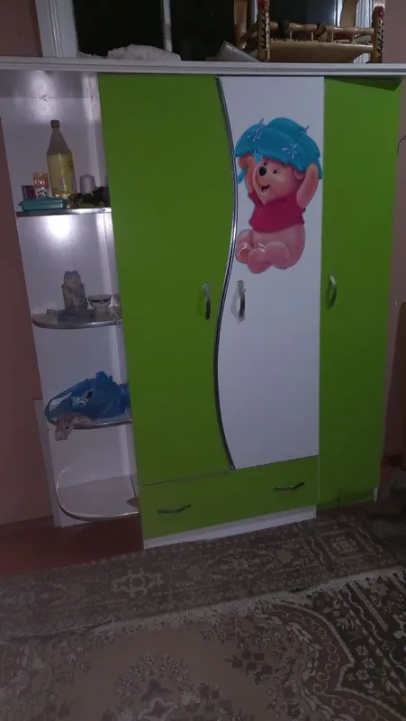 Bolalar shkafi sotiladi holati yaxshi. Bolalar shkafi sotiladi holati yaxshi.