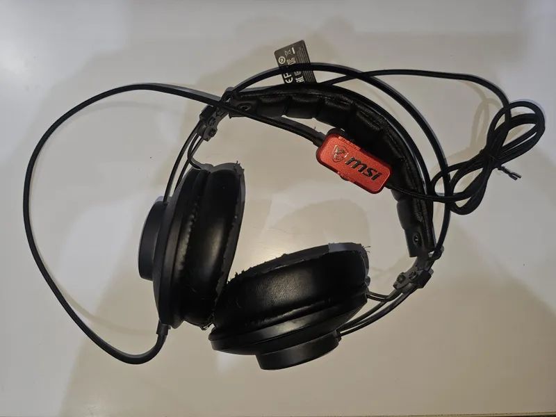 Игровые наушники MSI