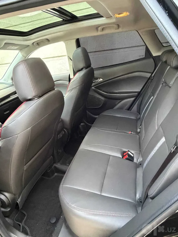 2025 Chevrolet Tracker 8 2025 Chevrolet Tracker 8