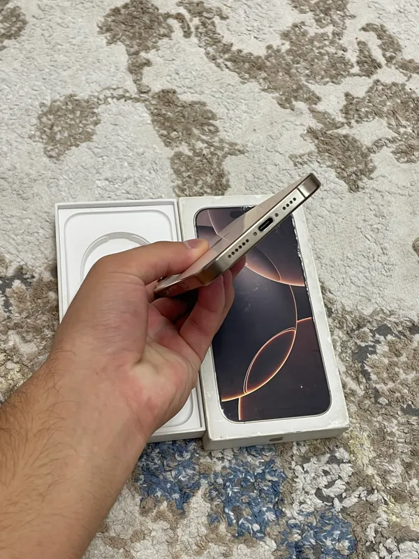 Iphone 16 Pro Max 6