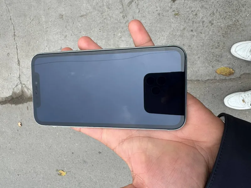 iPhone 11, идеальное состояние, 64 ГБ 4 iPhone 11, идеальное состояние, 64 ГБ 4