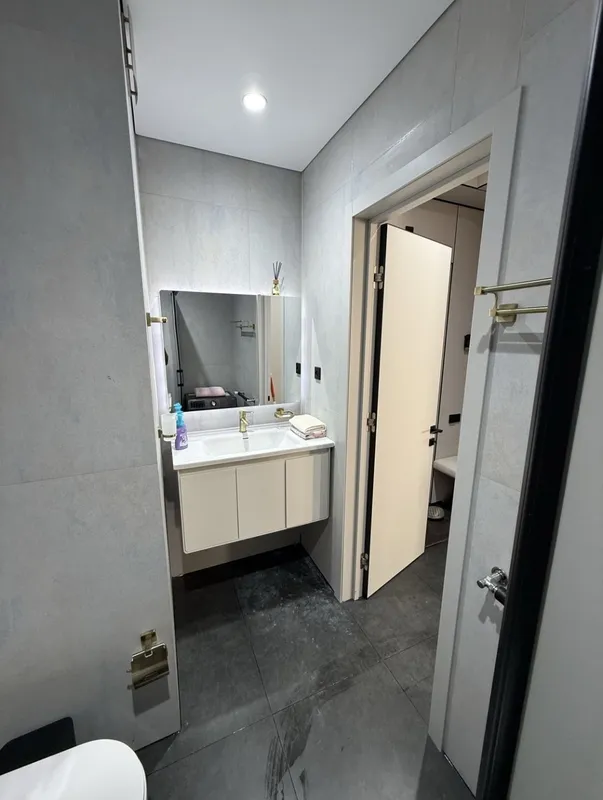 Продаётся 2-комнатная квартира в ЖК Bobur Residence 8 Продаётся 2-комнатная квартира в ЖК Bobur Residence 8