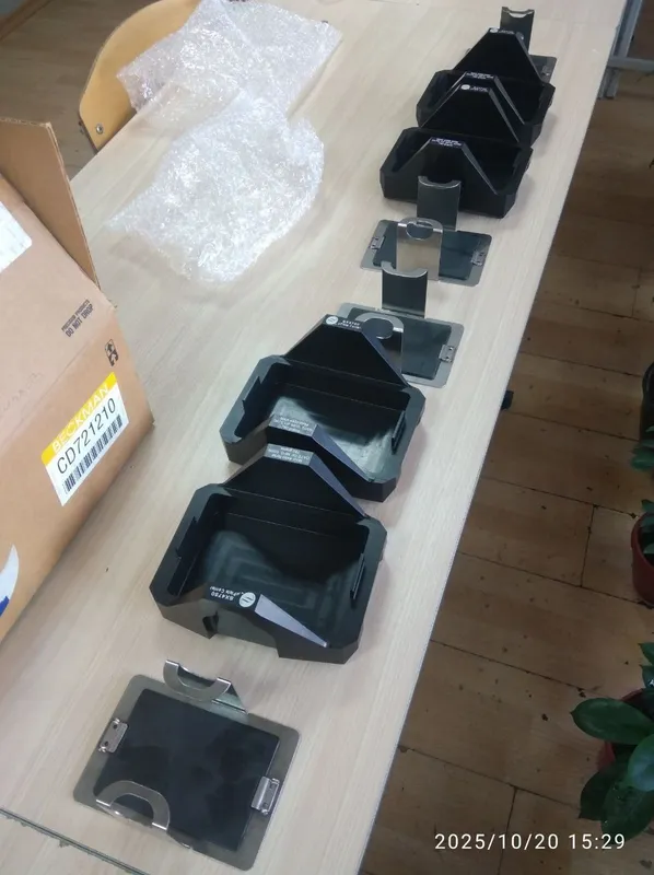 X2 Beckman Coulter SX4750 Microplate Buckets. SX4750 — фото 2