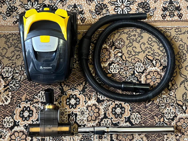 Пылесос MAGNA VCH2314YB 10 Пылесос MAGNA VCH2314YB 10