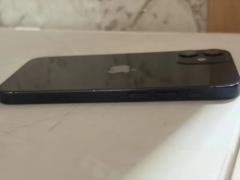 iPhone 12 mini sotiladi xolati zoʻr — фото 3