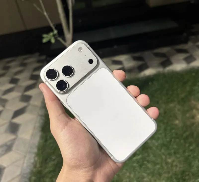 iphone 17 pro silver iphone 17 pro silver