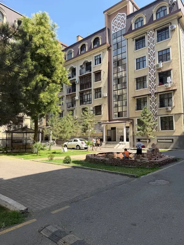 Срочно. Сдается в аренду. Юнусабад 4 квартал. Метро Юнусабад.Универсам 2