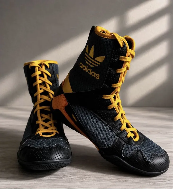 box oyoq kiymi adidas 44-45razmer rasm ozini xolati! 1