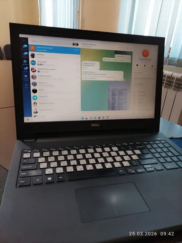 Dell Inspiron 3