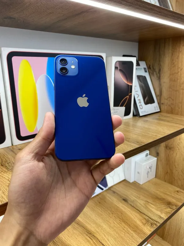 iPhone 12 128 GB (LL/A)