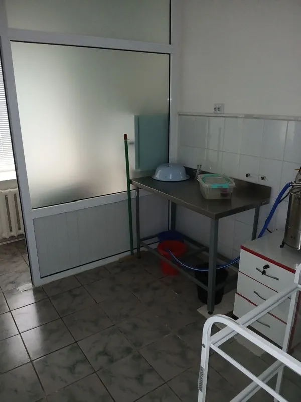 Сдам отдельно стоящее 2х этажное здание на Максим Горького — фото 2 Сдам отдельно стоящее 2х этажное здание на Максим Горького — фото 2