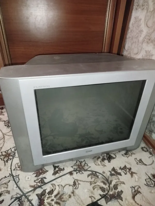 Телевизор LG. Продаю срочно 3 Телевизор LG. Продаю срочно 3