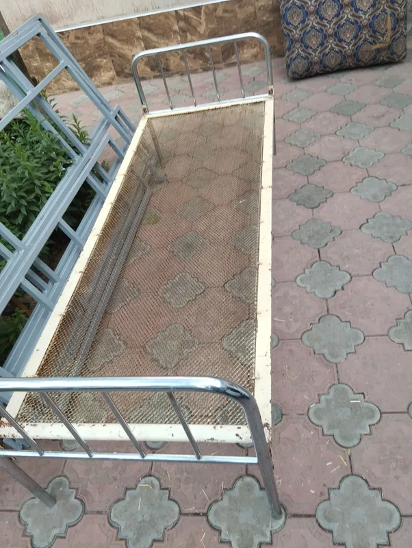 Продаётся металлическая кровать 1 Продаётся металлическая кровать 1