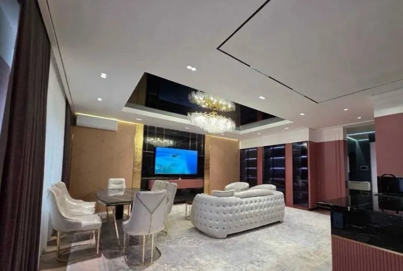 Novomoskovskaya • 3 xona • 95 m² • 5/9 qavat 3 Novomoskovskaya • 3 xona • 95 m² • 5/9 qavat 3