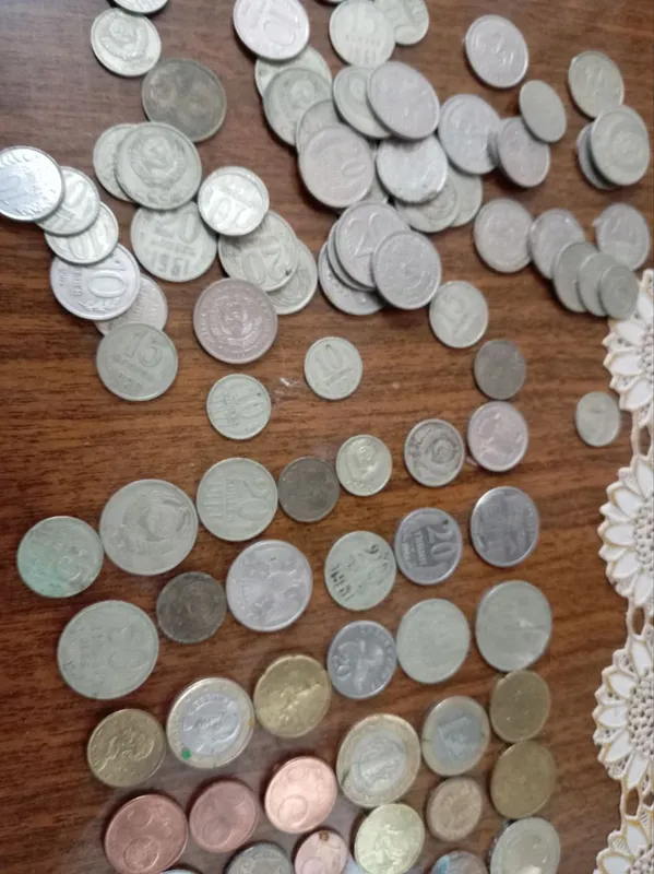 Продаётся разные монеты ' общая цена 100$ !!! — фото 3