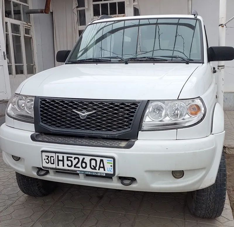 УАЗ Патриат 4×4 yaxshi holatda mustahkam ishonchli avtomobil