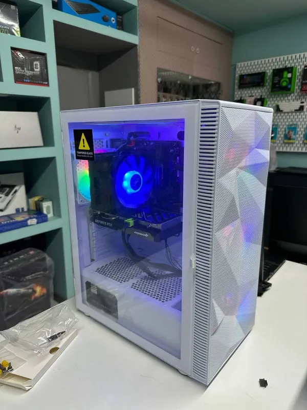 Игровой пк в Самарканде продается RTX 4060 | i5-12400F | 32GB RAM | SS 1 Игровой пк в Самарканде продается RTX 4060 | i5-12400F | 32GB RAM | SS 1