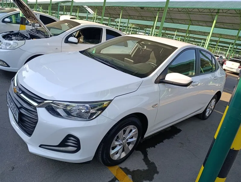 Onix LTZ sotiladi 3