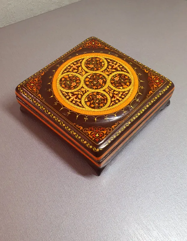 shkatulka sotiladi