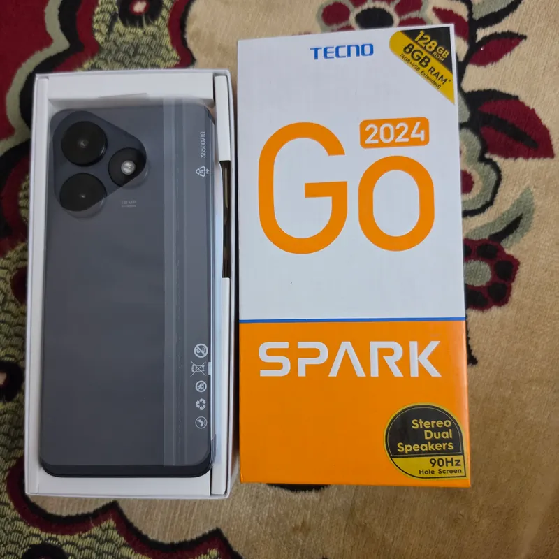 Tecno Spark Go 2024 (8/128 GB) 1
