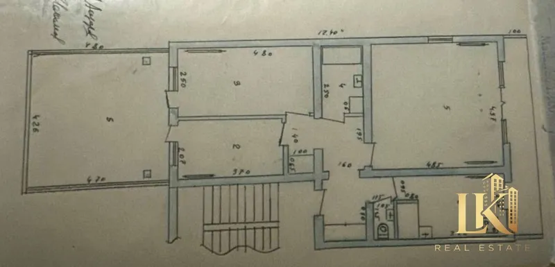 Продаётся 4-комнатная квартира, 95 м², без ремонта