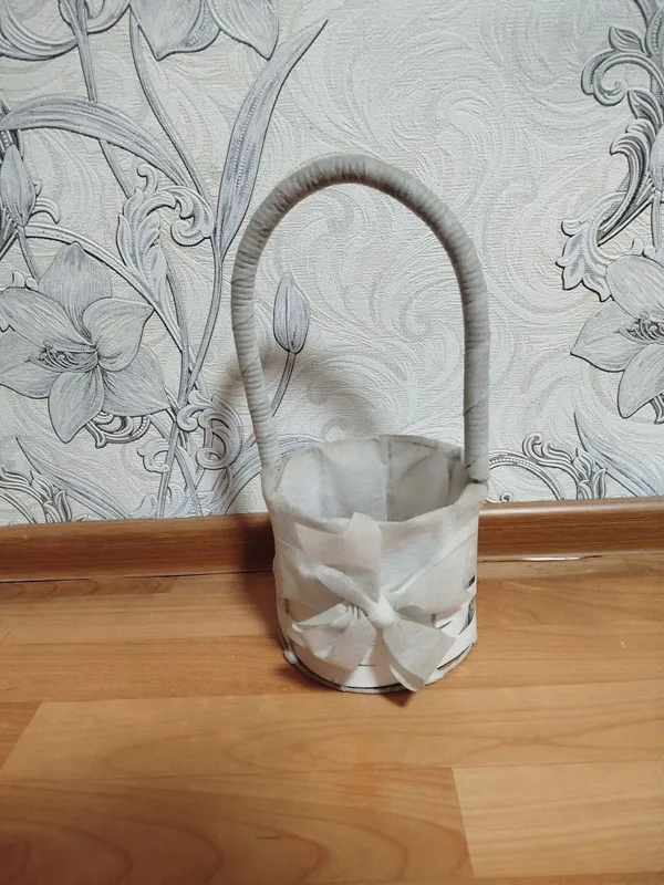 Маленькая подарочная корзина