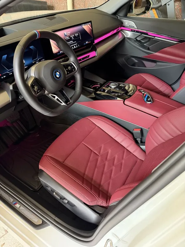 BMW i5edrive M40L 10 BMW i5edrive M40L 10