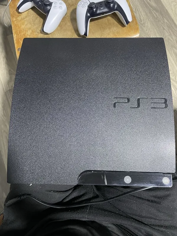 Playstation 3 slim 3 Playstation 3 slim 3