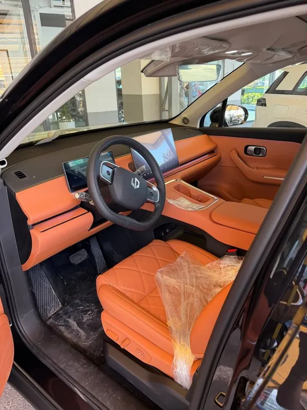 Leapmotor C16 yil 2025/10 3 Leapmotor C16 yil 2025/10 3