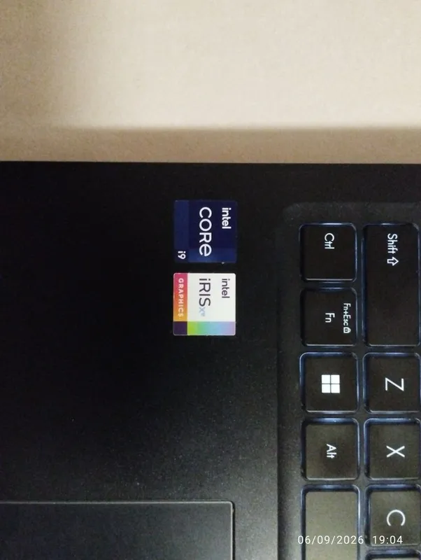 ASUS Vivobook 15 Core i9-13900H | 40GB RAM | 1TB SSD | Holati a'lo 2 ASUS Vivobook 15 Core i9-13900H | 40GB RAM | 1TB SSD | Holati a'lo 2