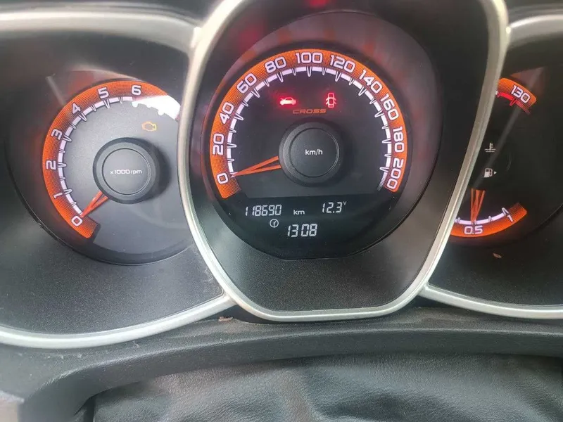 Lada kiros 2019ga 2020 gen chiqadi 9500$ kelishamiz