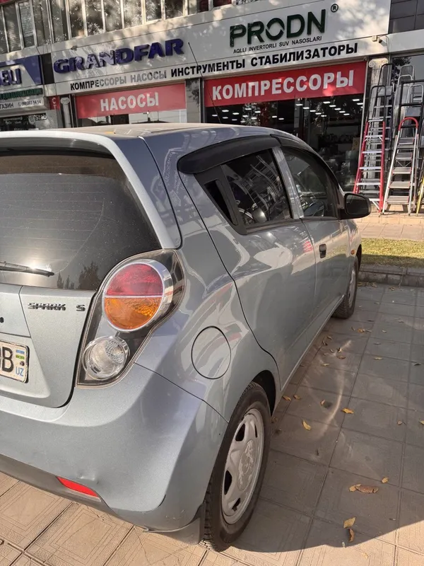 Spark ранги дельфин 2012 йил 200 000 юрган мотор 1 механика газ метан 2 Spark ранги дельфин 2012 йил 200 000 юрган мотор 1 механика газ метан 2