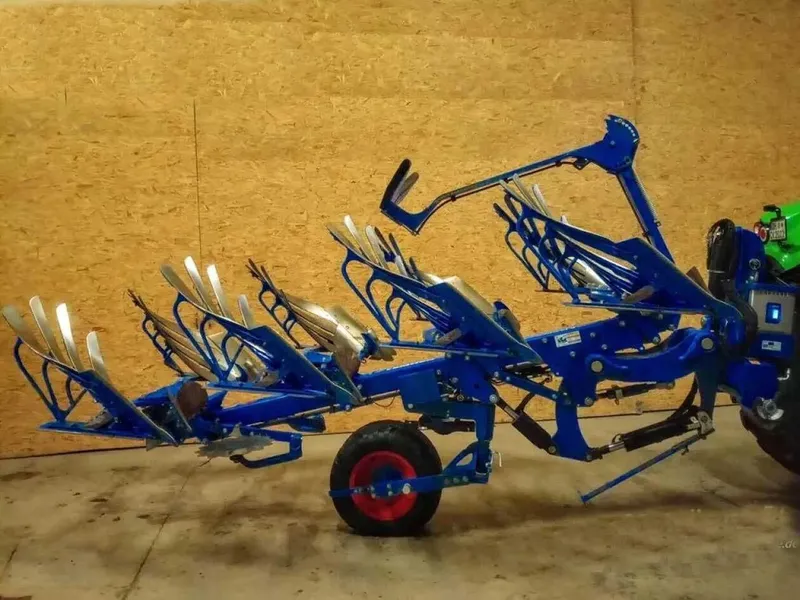 Плуг Lemken Juwel 8 TCP V 4 N 100 4 Плуг Lemken Juwel 8 TCP V 4 N 100 4