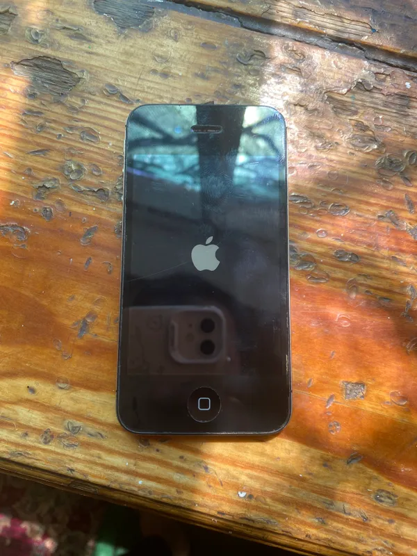Iphon 4s 5