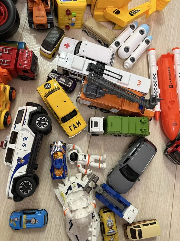 Игрушки в отличном состоянии 5