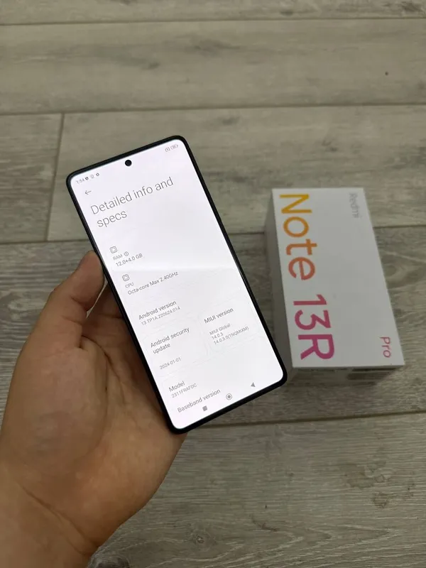 Redmi Not 13R Pro 256 12+4 — фото 1