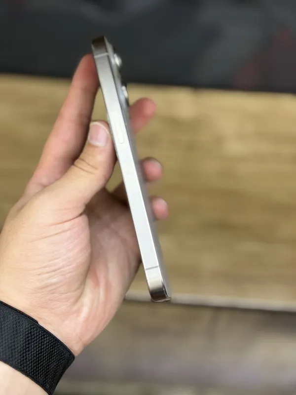 iPhone 15 Pro Natural 128gb 2 iPhone 15 Pro Natural 128gb 2