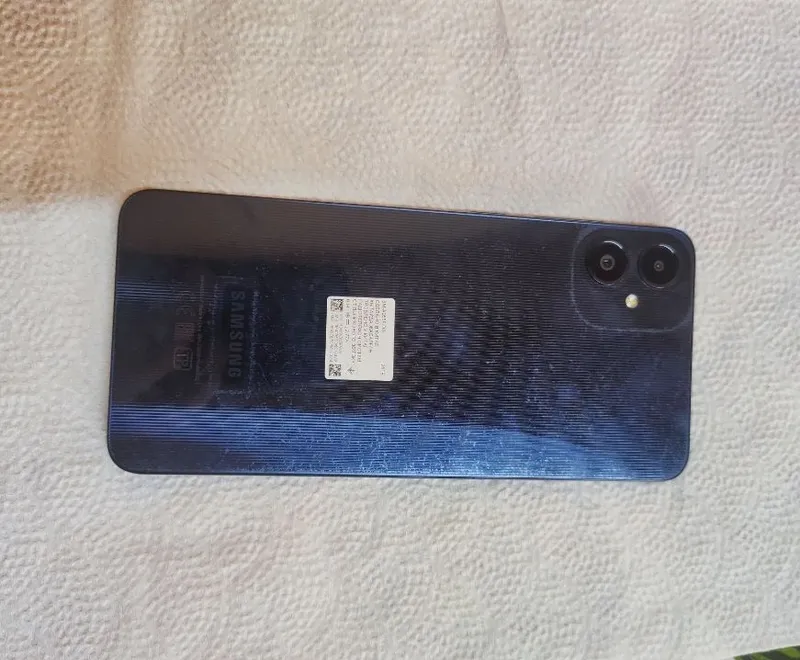 Galaxy A05 Hotira 128gb Narx 850 soʻm karobka yoq — фото 2