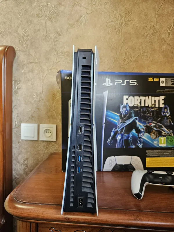 Playstation 5 slim 1 Tb. 2