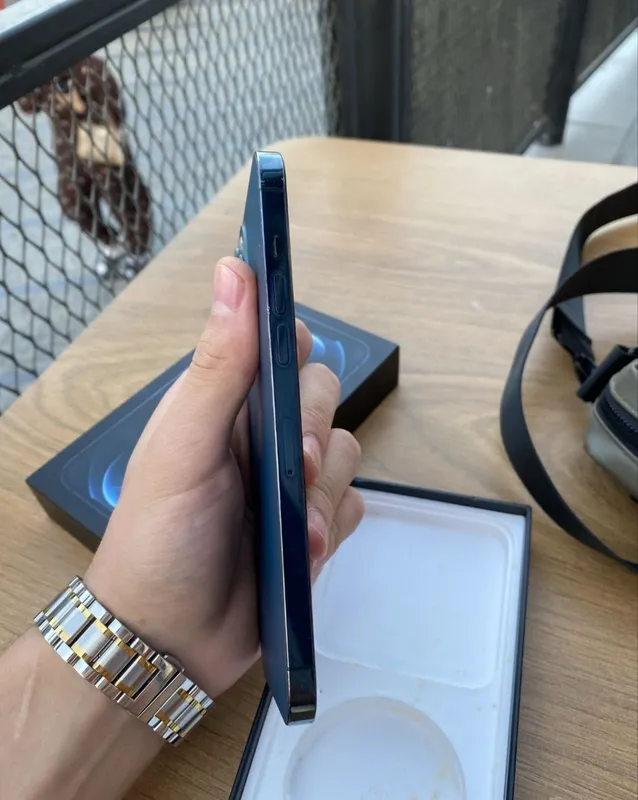 iPhone 12 Pro Max 2