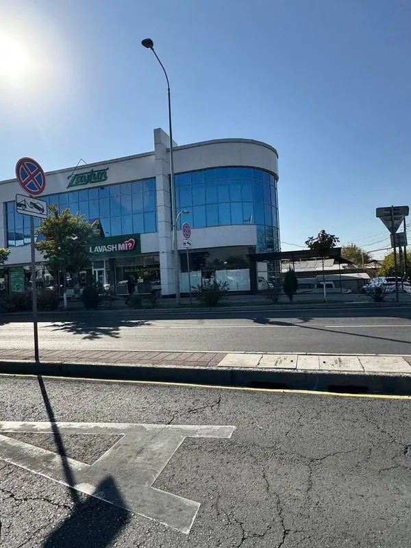 Коммерческое помещение Отдельно стоящее здание 6 соток 1200 м2 — фото 1