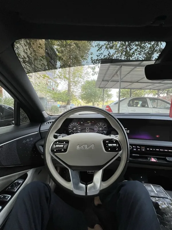 Срочно продаётся KIA K8 4 Срочно продаётся KIA K8 4