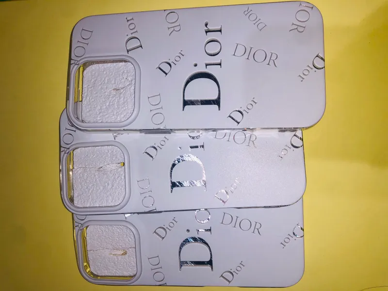 Iphone 16 pro chexol