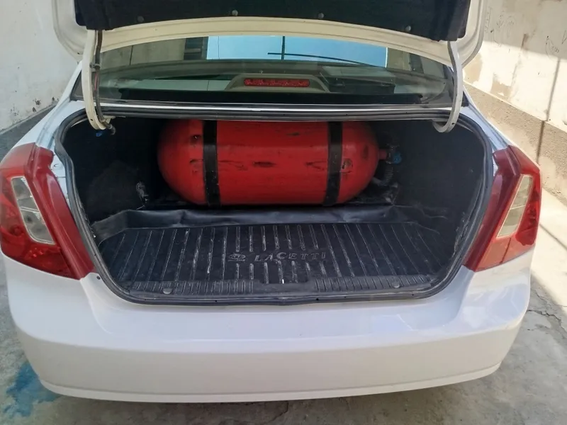 lacetti 1.8 2011 г. 8