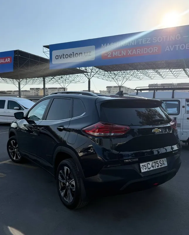 Продаётся автомобиль 4 Продаётся автомобиль 4