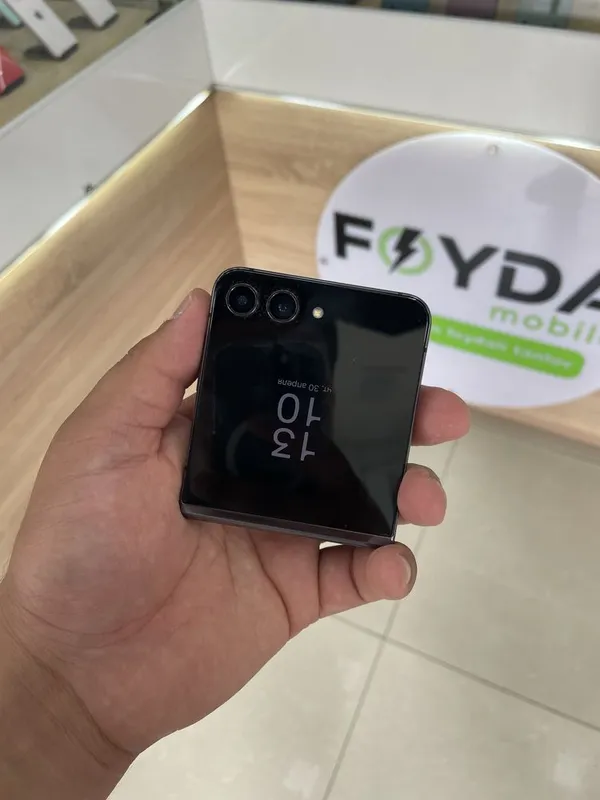 Samsung filp 5 madeli idel holatda