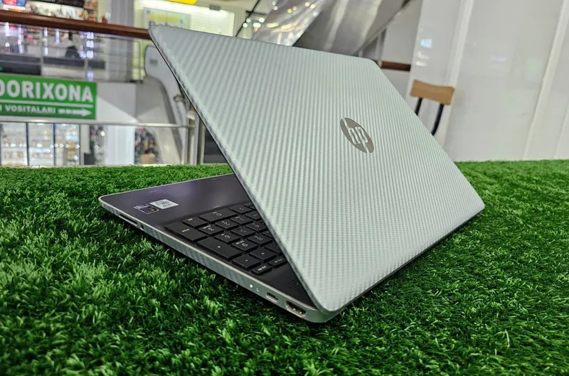 Noutbuk HP 2